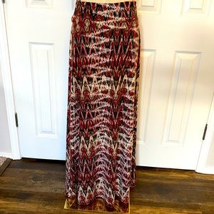 Jagged Stripe Maxi Skirt